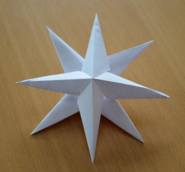 Image for event: Decorative Holiday Paper Star